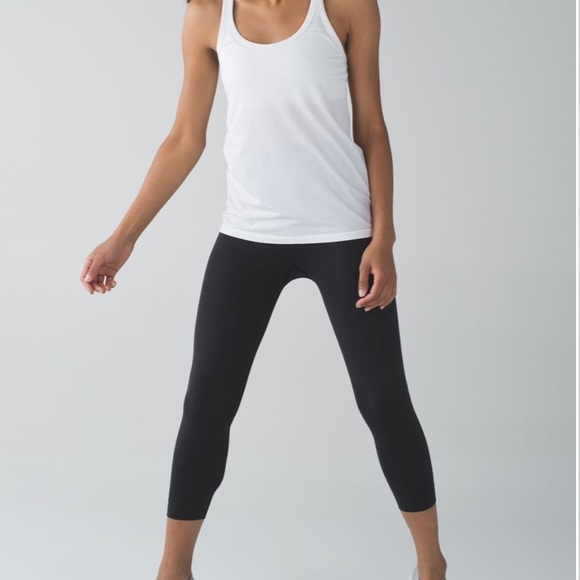 Lululemon Zone In Crop - Picture 4 of 4